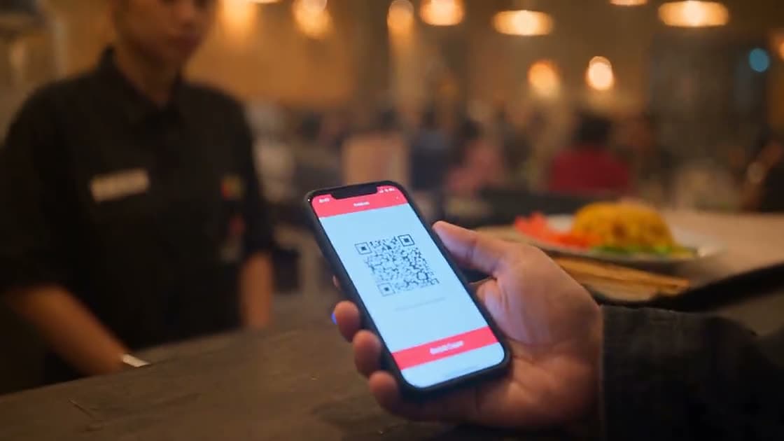 Langkah keempat: voucher ditukarkan di kasir.